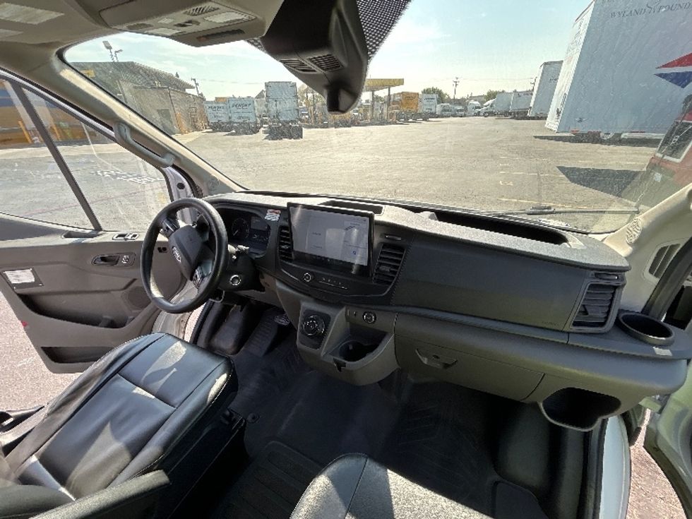 Cargo Van (Panel Van)-Alternative Fuel Trucks & Tractors-Ford-2022-TRAN350E-Santa Ana-CA-57,739\n\t\tmiles-$ 36,500 - Image 22