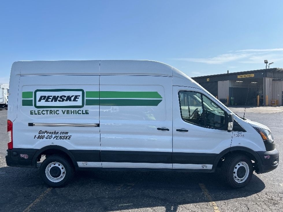 Cargo Van (Panel Van)-Alternative Fuel Trucks & Tractors-Ford-2022-TRAN350E-Santa Ana-CA-57,739\n\t\tmiles-$ 36,500 - Image 4