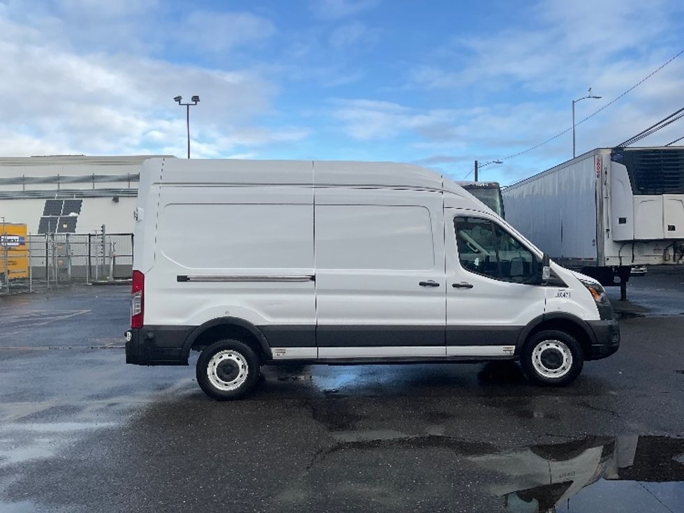 Cargo Van (Panel Van)-Alternative Fuel Trucks & Tractors-Ford-2022-TRAN350E-Seattle-WA-14,523\n\t\tmiles-$ 40,000 - Image 15