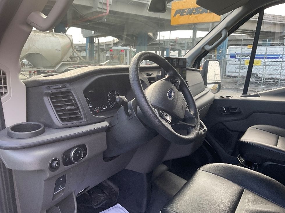 Cargo Van (Panel Van)-Alternative Fuel Trucks & Tractors-Ford-2022-TRAN350E-Seattle-WA-14,523\n\t\tmiles-$ 40,000 - Image 17