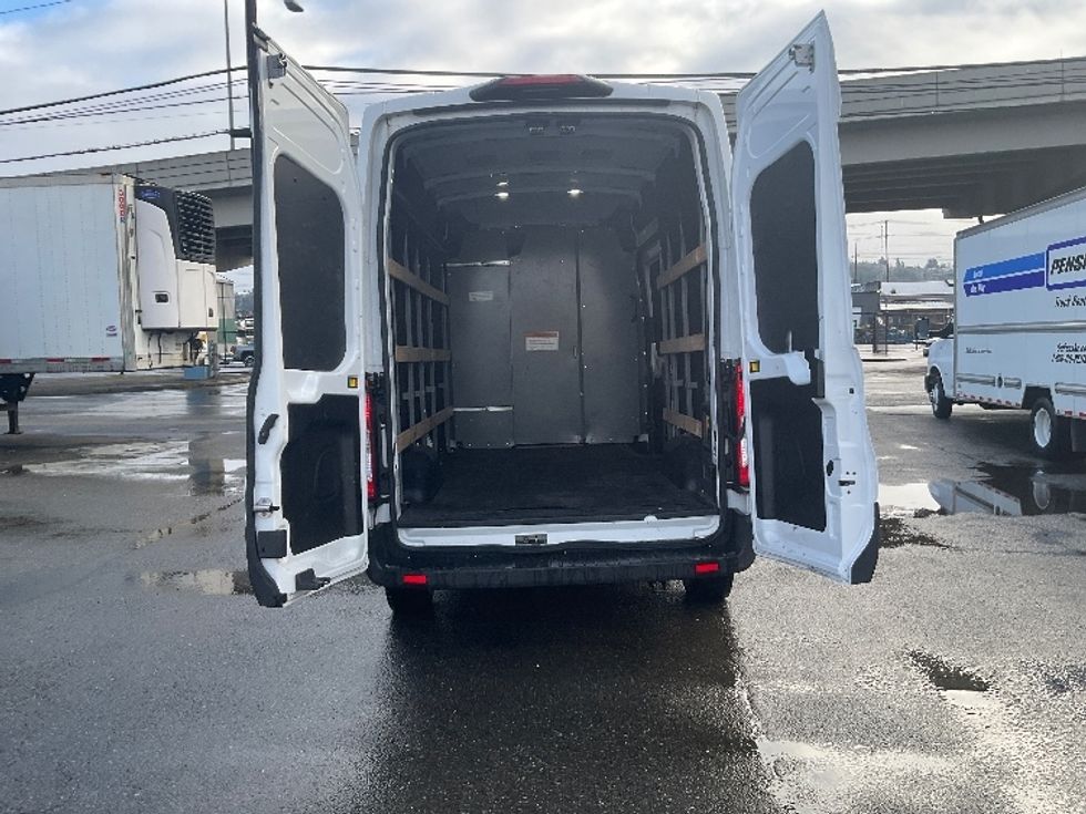 Cargo Van (Panel Van)-Alternative Fuel Trucks & Tractors-Ford-2022-TRAN350E-Seattle-WA-14,523\n\t\tmiles-$ 40,000 - Image 9
