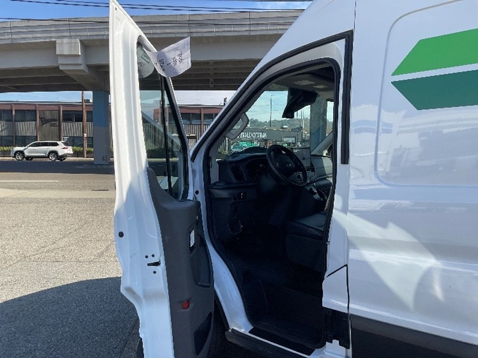 Cargo Van (Panel Van)-Alternative Fuel Trucks & Tractors-Ford-2022-TRAN350E-Seattle-WA-20,312\n\t\tmiles-$ 35,000 - Image 16
