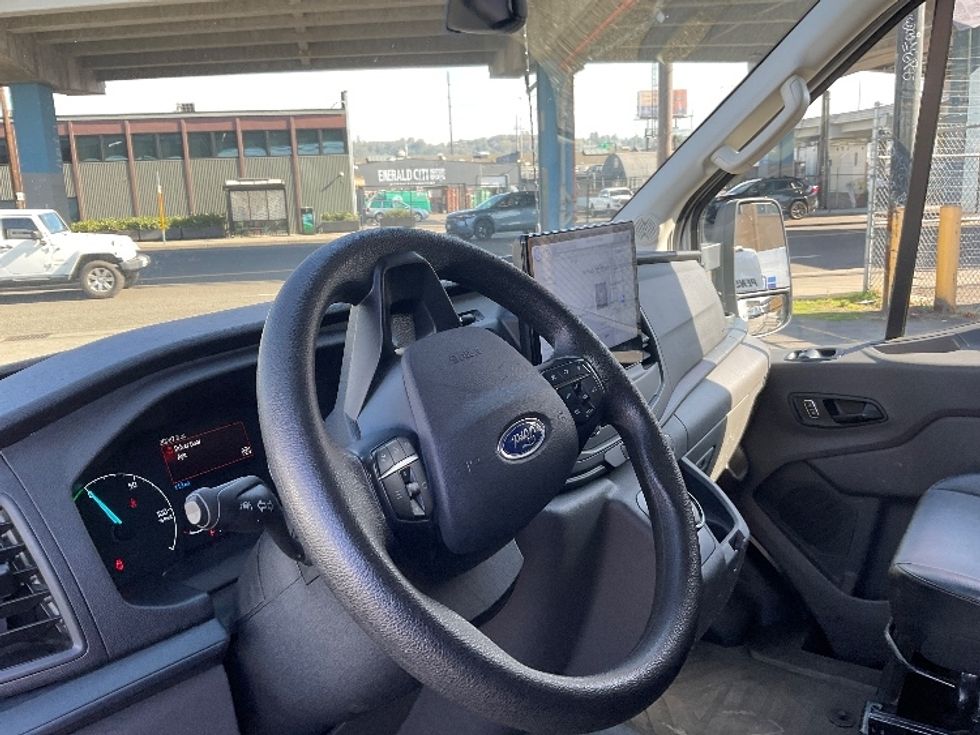 Cargo Van (Panel Van)-Alternative Fuel Trucks & Tractors-Ford-2022-TRAN350E-Seattle-WA-20,312\n\t\tmiles-$ 35,000 - Image 17