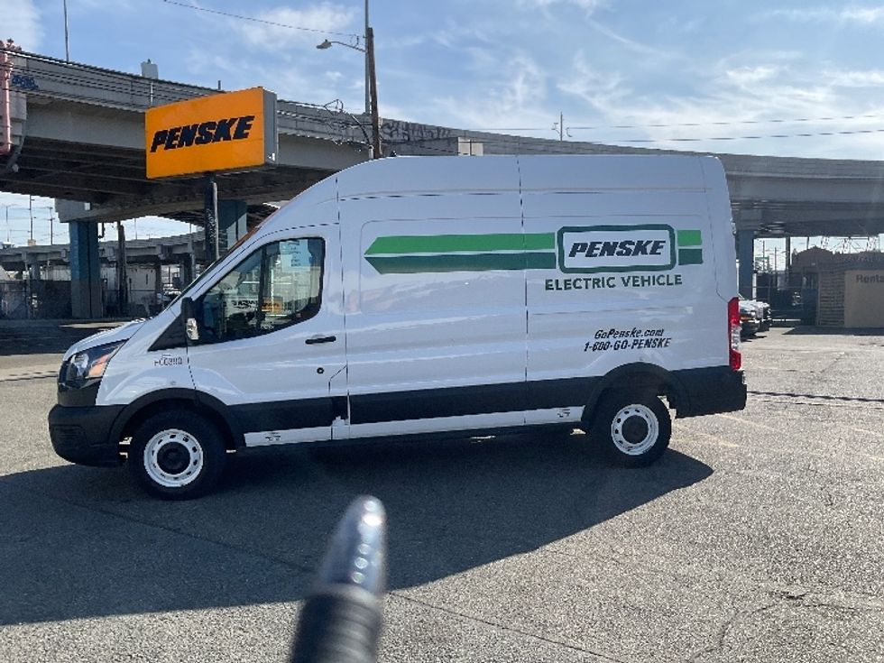 Cargo Van (Panel Van)-Alternative Fuel Trucks & Tractors-Ford-2022-TRAN350E-Seattle-WA-20,312\n\t\tmiles-$ 35,000 - Image 4