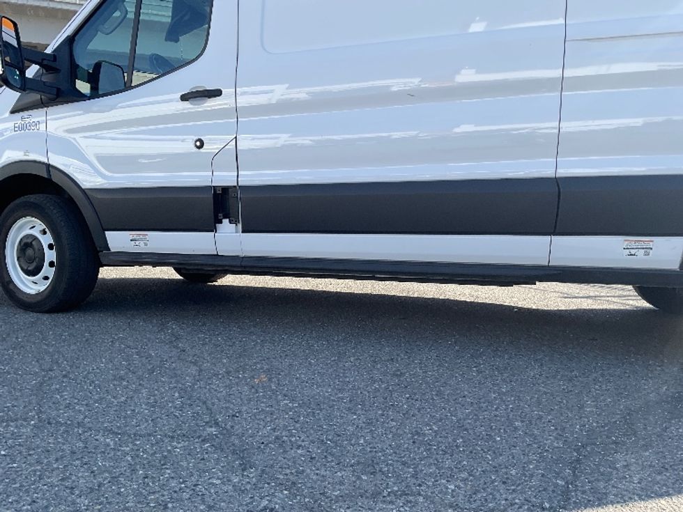 Cargo Van (Panel Van)-Alternative Fuel Trucks & Tractors-Ford-2022-TRAN350E-Seattle-WA-20,312\n\t\tmiles-$ 35,000 - Image 5