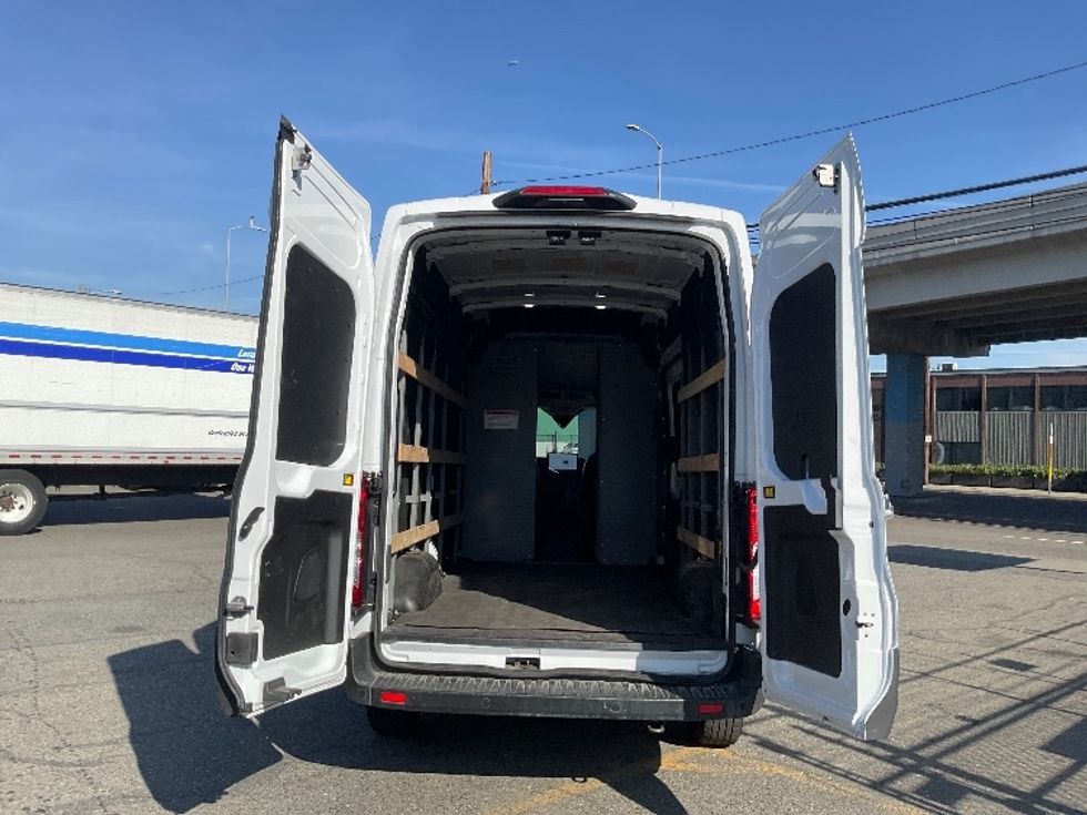 Cargo Van (Panel Van)-Alternative Fuel Trucks & Tractors-Ford-2022-TRAN350E-Seattle-WA-20,312\n\t\tmiles-$ 35,000 - Image 8