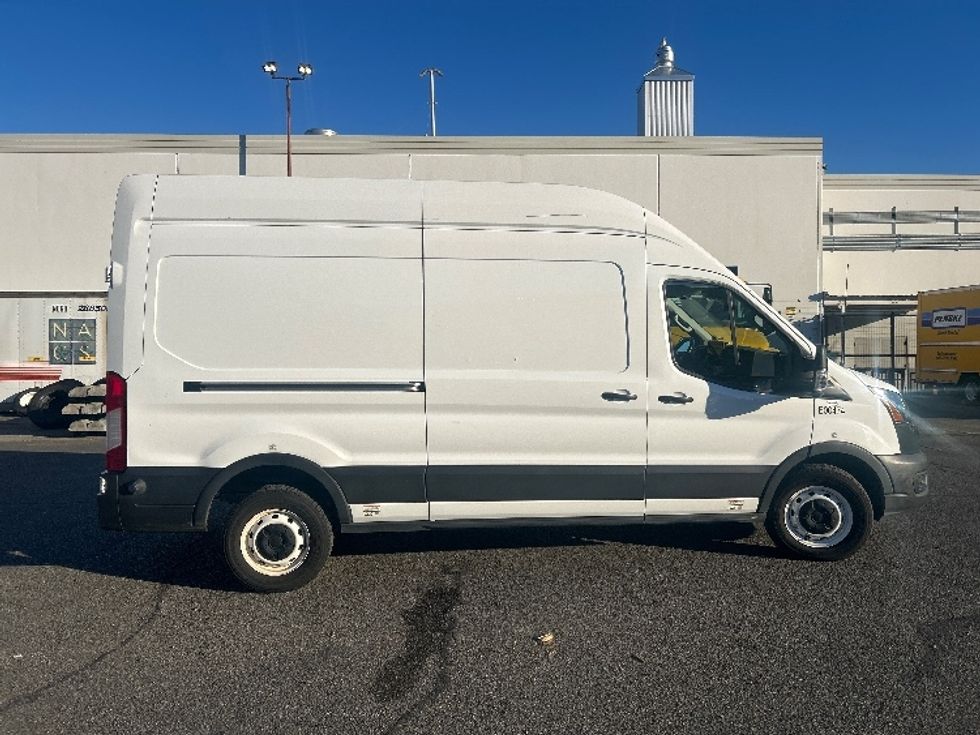 Cargo Van (Panel Van)-Alternative Fuel Trucks & Tractors-Ford-2022-TRAN350E-Seattle-WA-25,898\n\t\tmiles-$ 26,750 - Image 12