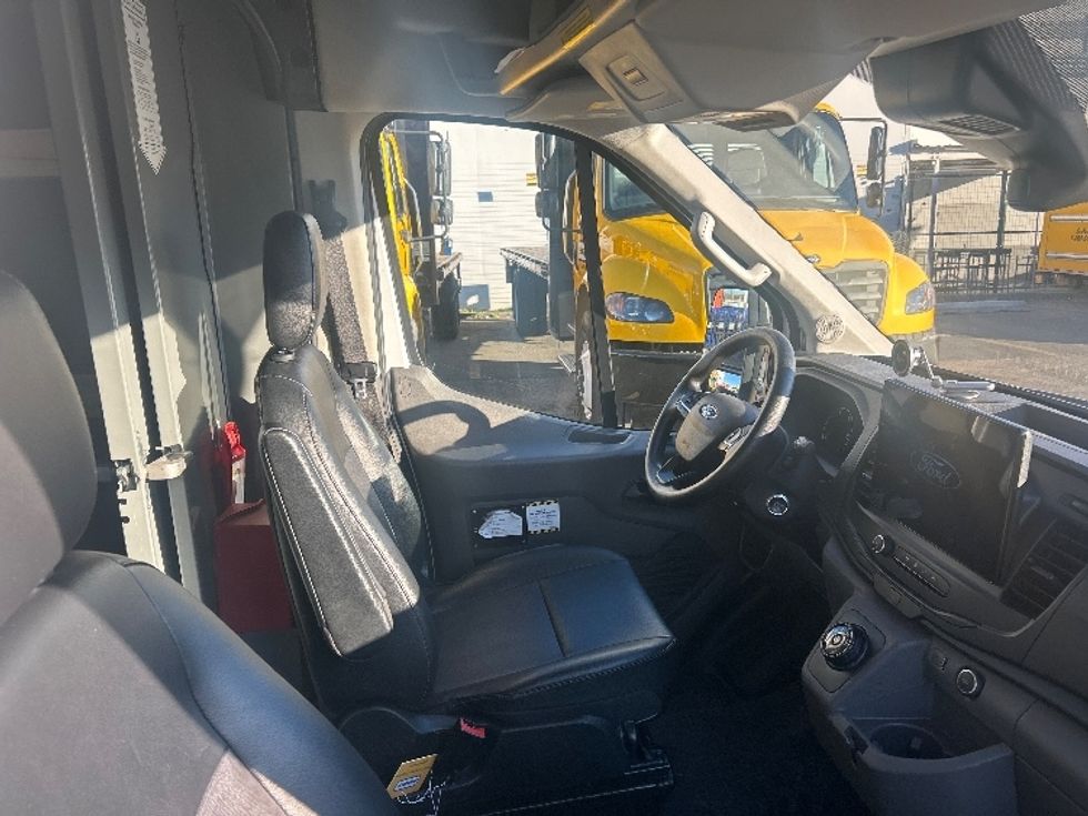 Cargo Van (Panel Van)-Alternative Fuel Trucks & Tractors-Ford-2022-TRAN350E-Seattle-WA-25,898\n\t\tmiles-$ 26,750 - Image 19