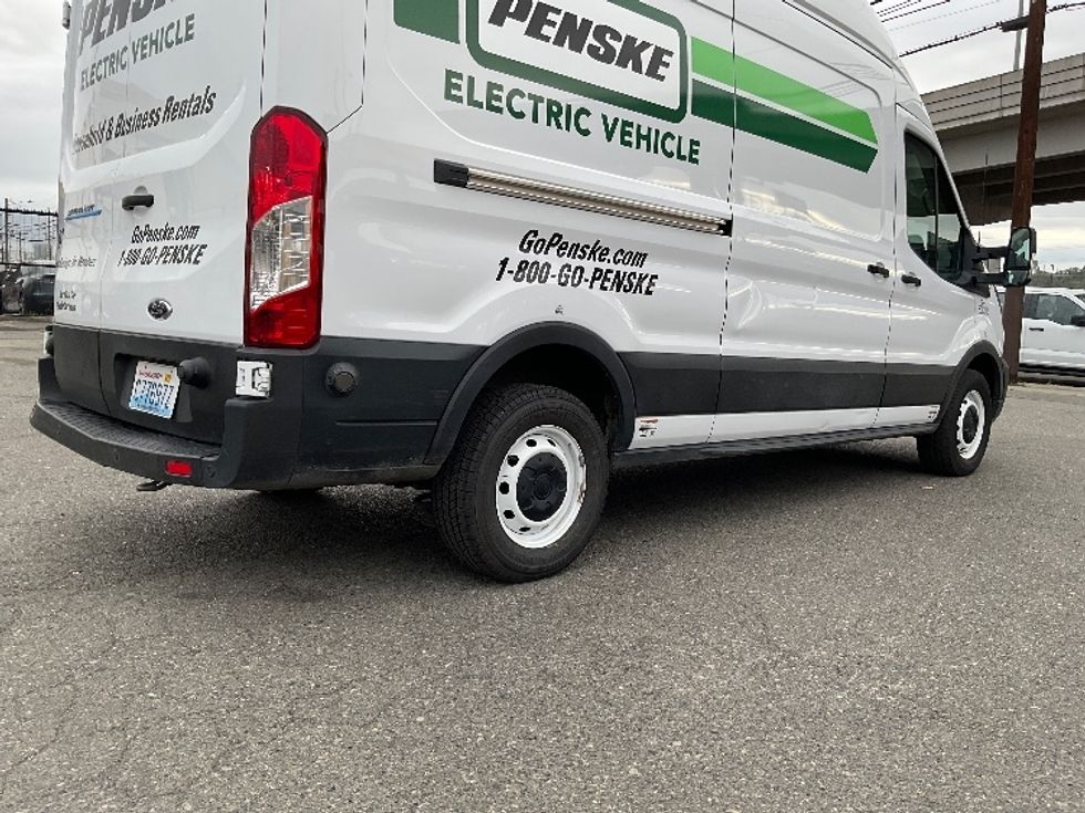 Cargo Van (Panel Van)-Alternative Fuel Trucks & Tractors-Ford-2022-TRAN350E-Seattle-WA-33,082\n\t\tmiles-$ 38,250 - Image 14
