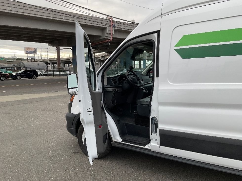 Cargo Van (Panel Van)-Alternative Fuel Trucks & Tractors-Ford-2022-TRAN350E-Seattle-WA-33,082\n\t\tmiles-$ 38,250 - Image 16