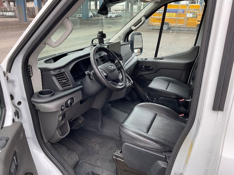 Cargo Van (Panel Van)-Alternative Fuel Trucks & Tractors-Ford-2022-TRAN350E-Seattle-WA-33,082\n\t\tmiles-$ 38,250 - Image 17