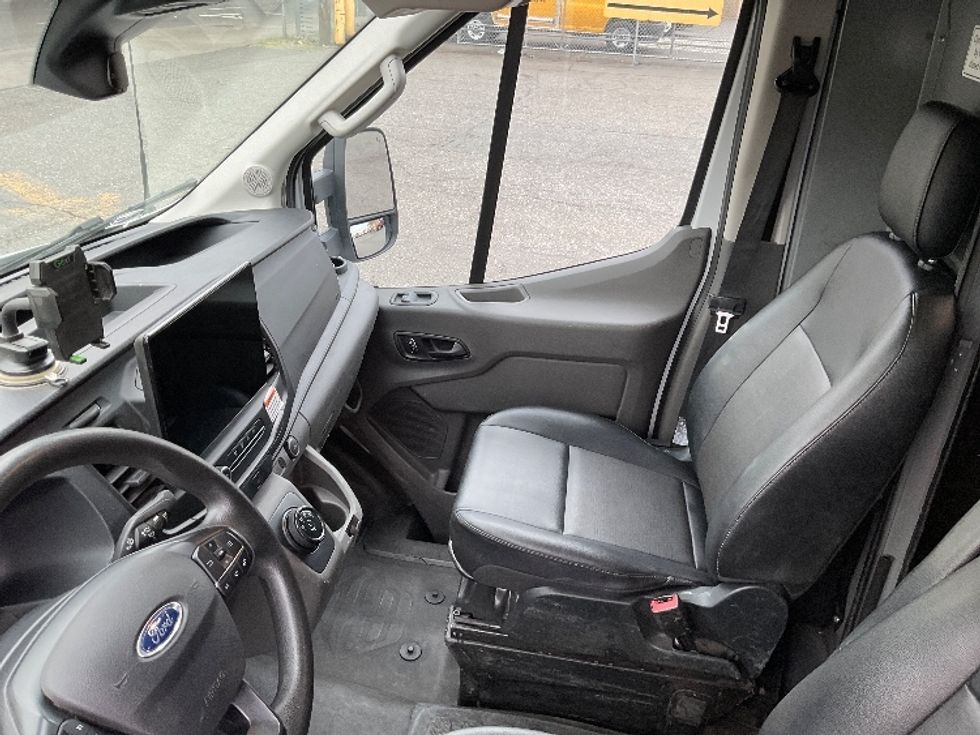 Cargo Van (Panel Van)-Alternative Fuel Trucks & Tractors-Ford-2022-TRAN350E-Seattle-WA-33,082\n\t\tmiles-$ 38,250 - Image 19