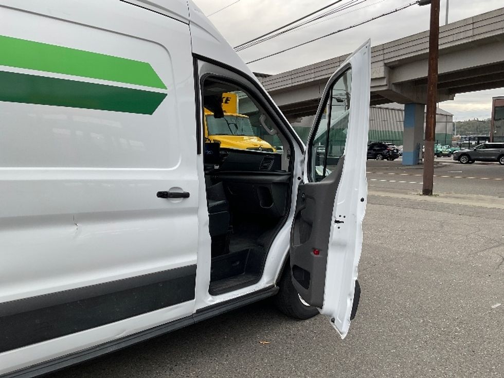 Cargo Van (Panel Van)-Alternative Fuel Trucks & Tractors-Ford-2022-TRAN350E-Seattle-WA-33,082\n\t\tmiles-$ 38,250 - Image 20