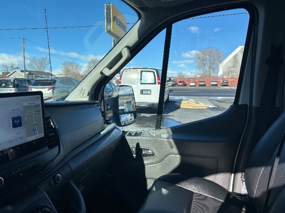 Cargo Van (Panel Van)-Alternative Fuel Trucks & Tractors-Ford-2022-TRAN350E-Sparks-NV-7,476\n\t\tmiles-$ 43,000 - Image 19