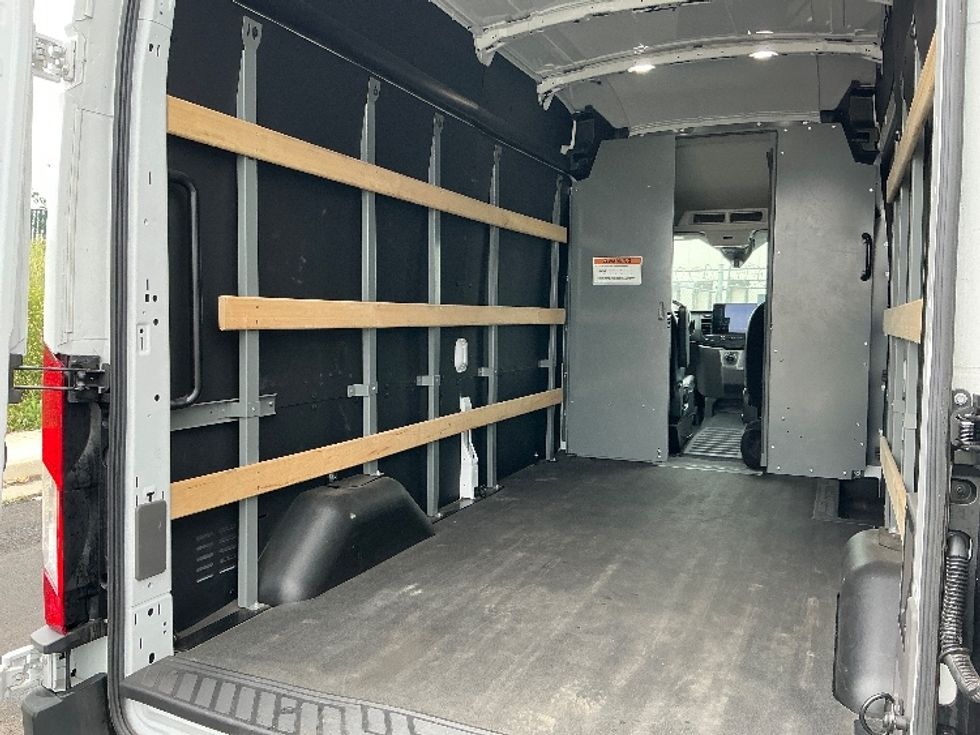Cargo Van (Panel Van)-Alternative Fuel Trucks & Tractors-Ford-2022-TRAN350E-Stockton-CA-11,065\n\t\tmiles-$ 39,750 - Image 10