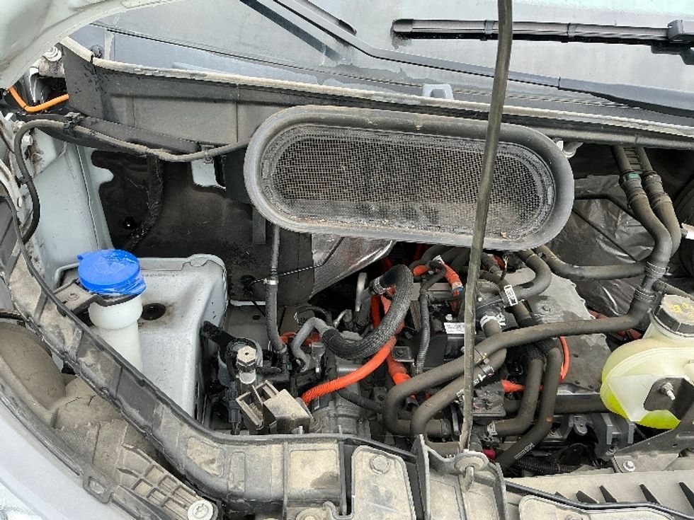 Cargo Van (Panel Van)-Alternative Fuel Trucks & Tractors-Ford-2022-TRAN350E-Stockton-CA-11,065\n\t\tmiles-$ 39,750 - Image 22