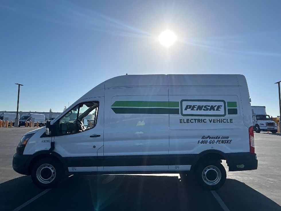 Cargo Van (Panel Van)-Alternative Fuel Trucks & Tractors-Ford-2022-TRAN350E-Stockton-CA-7,477\n\t\tmiles-$ 40,750 - Image 4