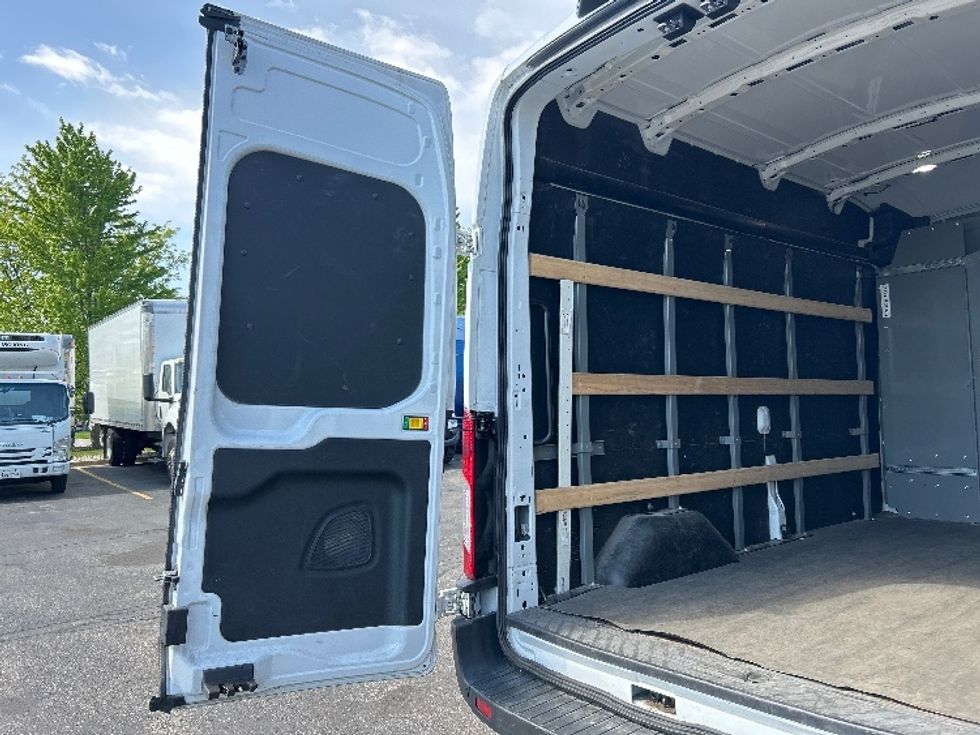 Cargo Van (Panel Van)-Alternative Fuel Trucks & Tractors-Ford-2022-TRAN350E-Sturtevant-WI-20,470\n\t\tmiles-$ 30,750 - Image 10