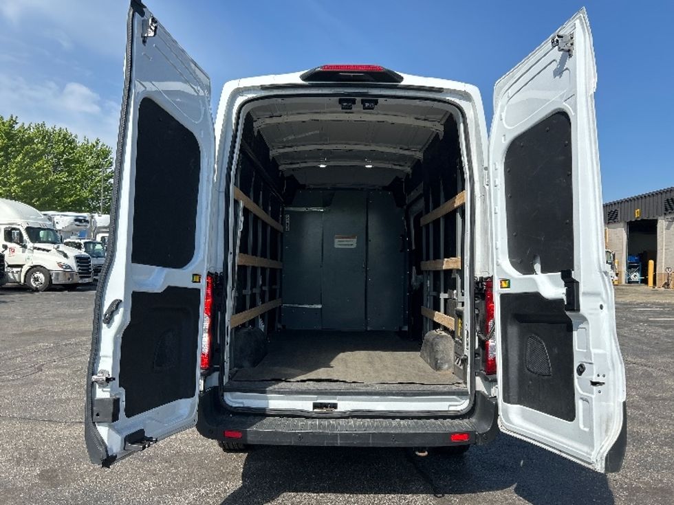 Cargo Van (Panel Van)-Alternative Fuel Trucks & Tractors-Ford-2022-TRAN350E-Sturtevant-WI-20,470\n\t\tmiles-$ 30,750 - Image 8