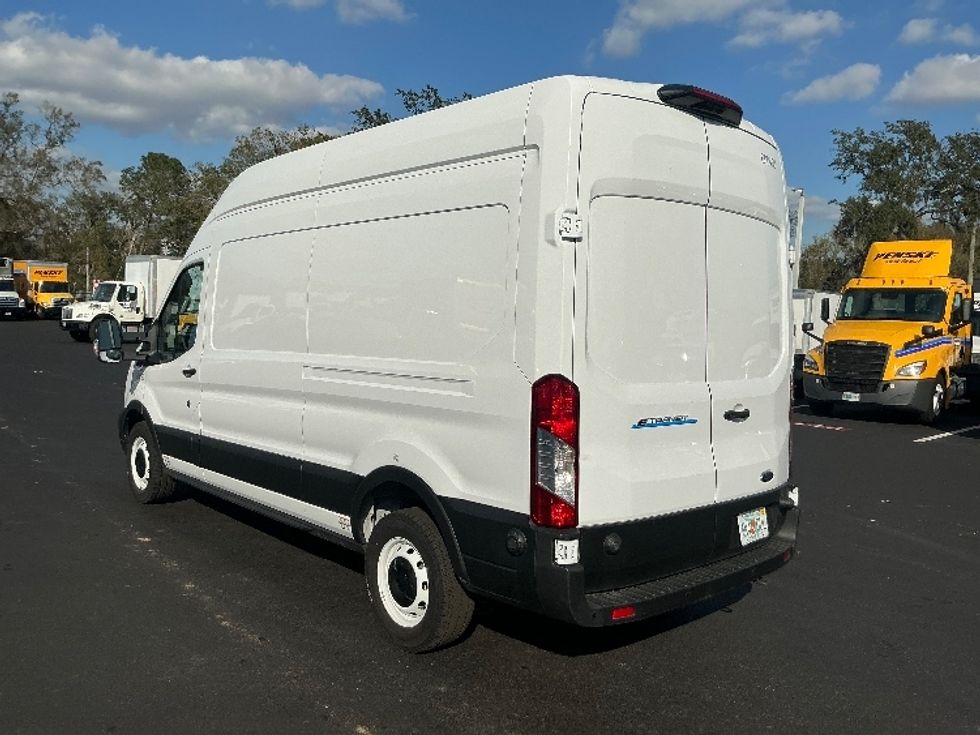 Cargo Van (Panel Van)-Alternative Fuel Trucks & Tractors-Ford-2022-TRAN350E-Tampa-FL-2,771\n\t\tmiles-$ 38,000 - Image 6