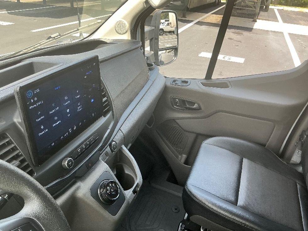Cargo Van (Panel Van)-Alternative Fuel Trucks & Tractors-Ford-2022-TRAN350E-Tampa-FL-4,794\n\t\tmiles-$ 38,750 - Image 15