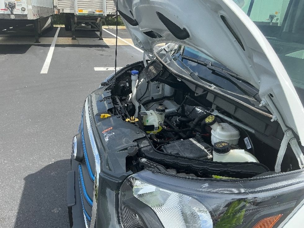 Cargo Van (Panel Van)-Alternative Fuel Trucks & Tractors-Ford-2022-TRAN350E-Tampa-FL-4,794\n\t\tmiles-$ 38,750 - Image 21