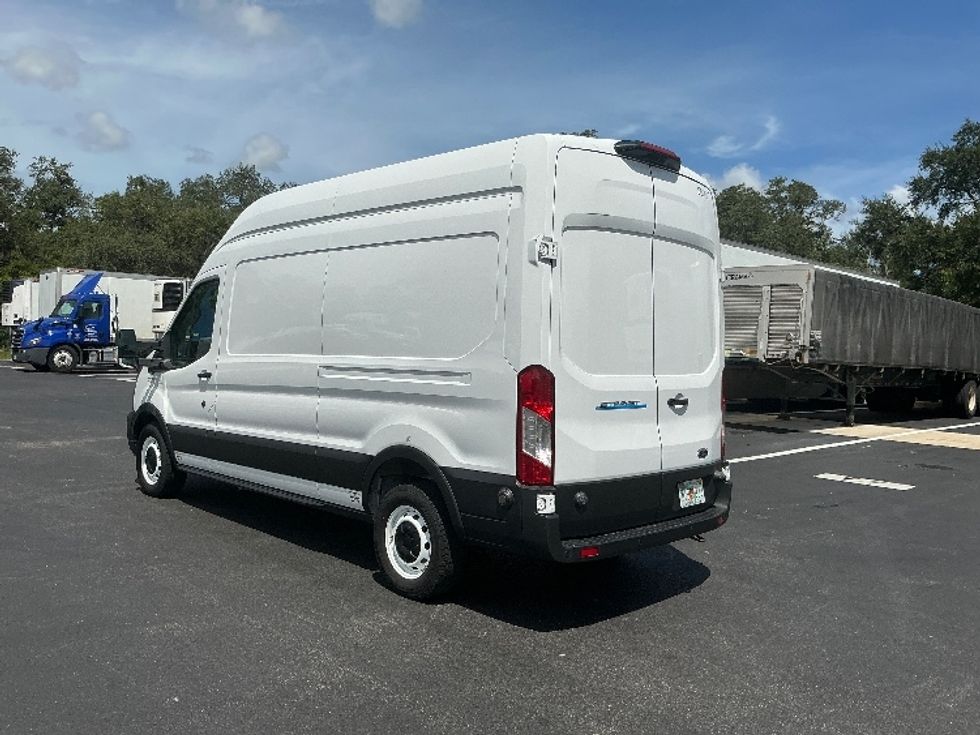 Cargo Van (Panel Van)-Alternative Fuel Trucks & Tractors-Ford-2022-TRAN350E-Tampa-FL-4,794\n\t\tmiles-$ 38,750 - Image 5