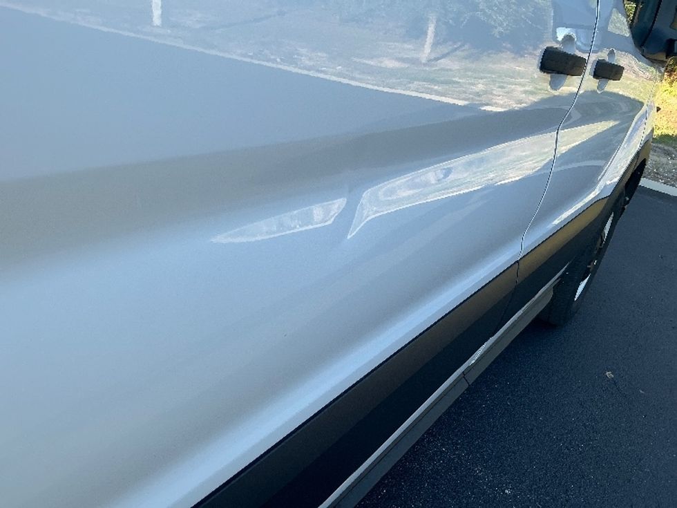 Cargo Van (Panel Van)-Alternative Fuel Trucks & Tractors-Ford-2022-TRAN350E-Tampa-FL-7,079\n\t\tmiles-$ 38,500 - Image 29