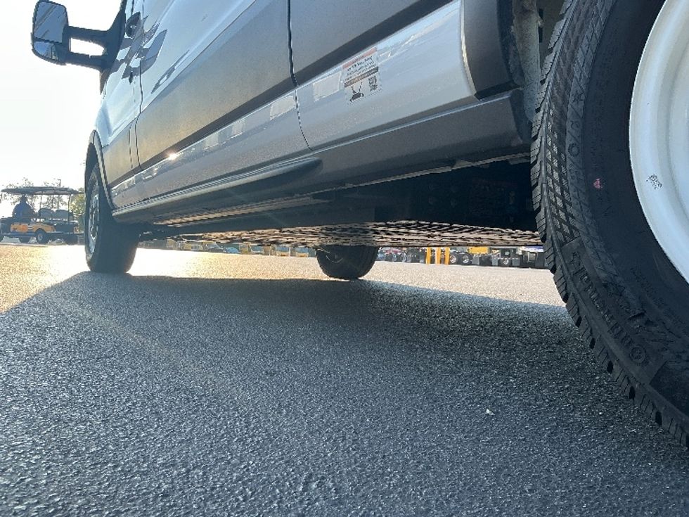 Cargo Van (Panel Van)-Alternative Fuel Trucks & Tractors-Ford-2022-TRAN350E-Tampa-FL-7,079\n\t\tmiles-$ 38,500 - Image 5