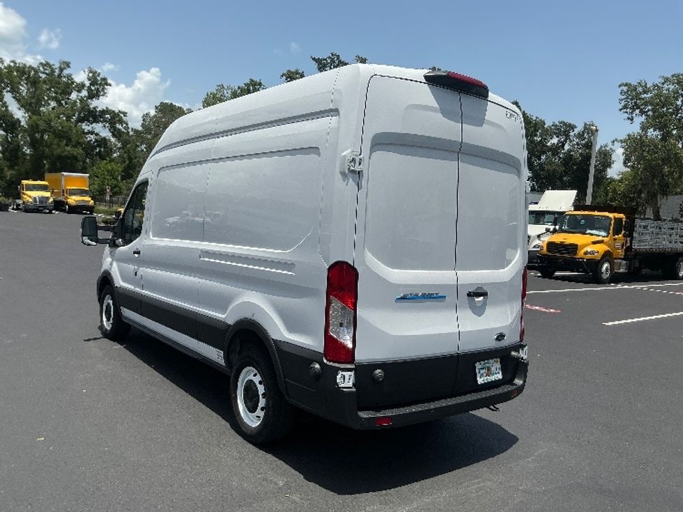 Cargo Van (Panel Van)-Alternative Fuel Trucks & Tractors-Ford-2022-TRAN350E-Tampa-FL-7,306\n\t\tmiles-$ 38,500 - Image 6