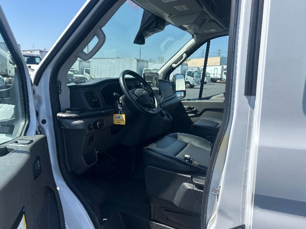 Cargo Van (Panel Van)-Alternative Fuel Trucks & Tractors-Ford-2022-TRAN350E-Torrance-CA-15,453\n\t\tmiles-$ 38,000 - Image 12