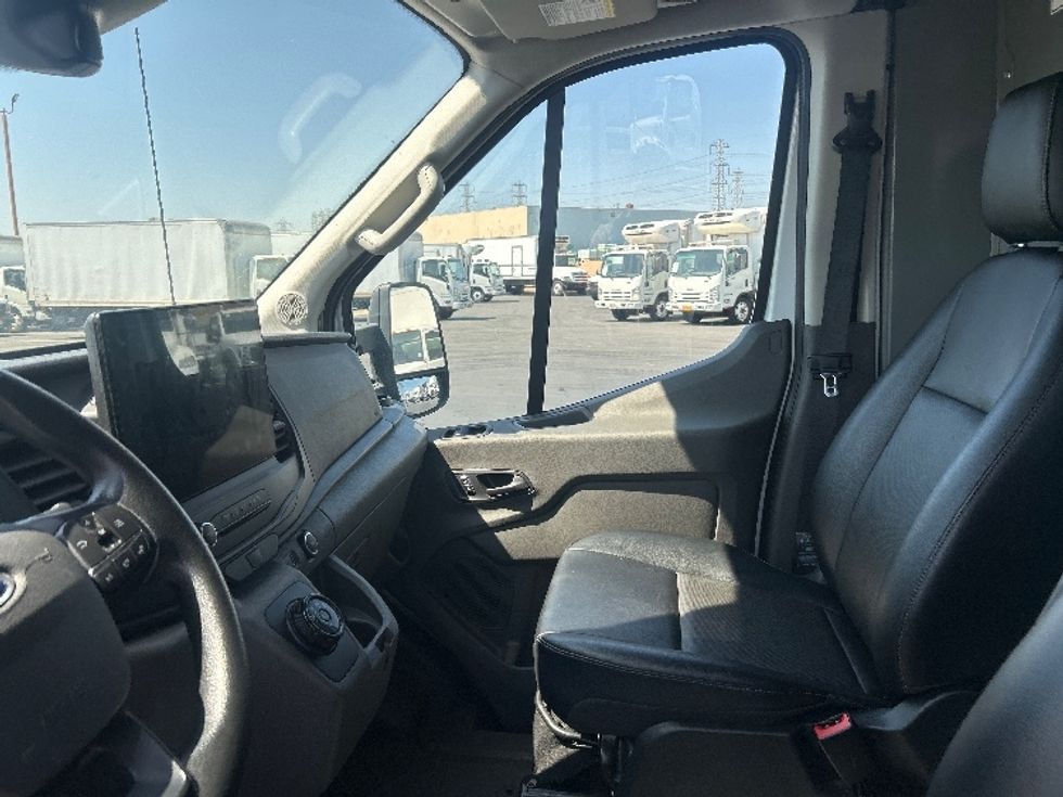 Cargo Van (Panel Van)-Alternative Fuel Trucks & Tractors-Ford-2022-TRAN350E-Torrance-CA-15,453\n\t\tmiles-$ 38,000 - Image 13