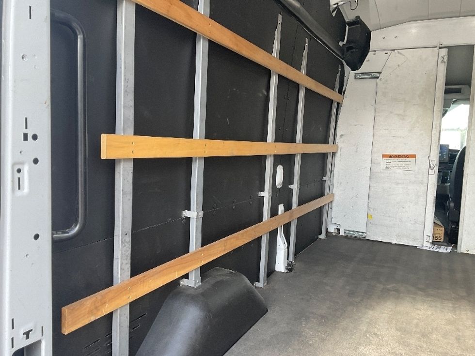 Cargo Van (Panel Van)-Alternative Fuel Trucks & Tractors-Ford-2022-TRAN350E-Torrance-CA-17,195\n\t\tmiles-$ 24,500 - Image 10