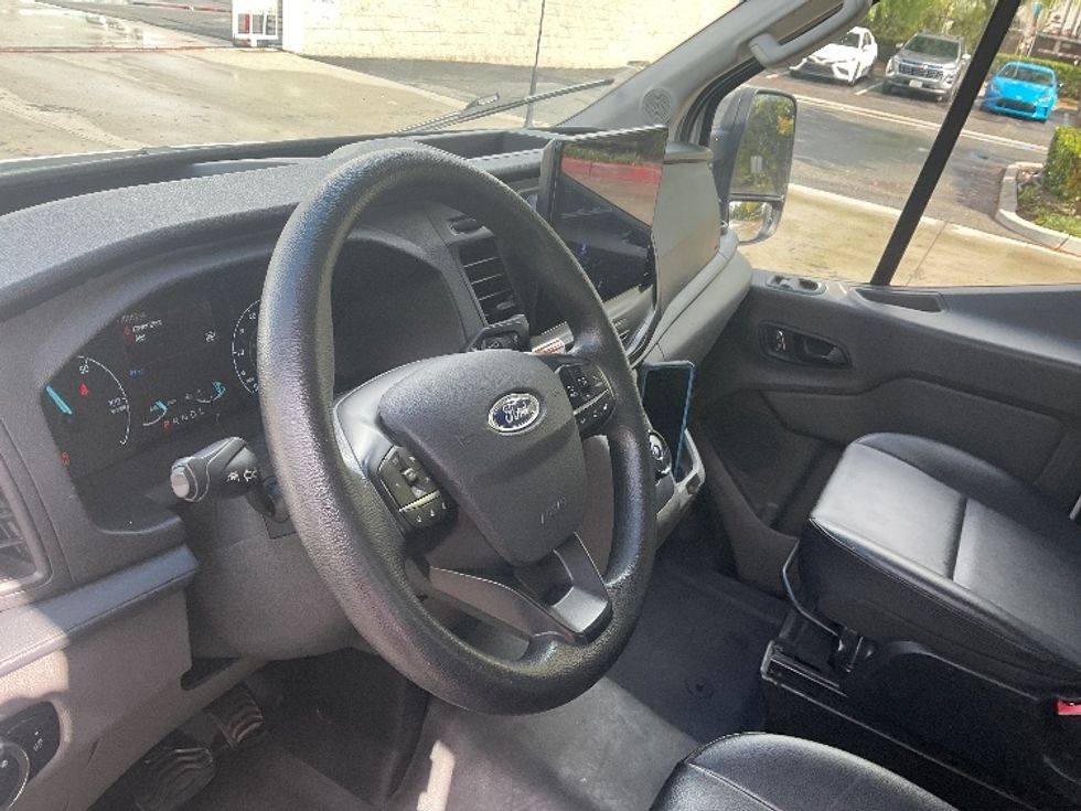 Cargo Van (Panel Van)-Alternative Fuel Trucks & Tractors-Ford-2022-TRAN350E-Torrance-CA-17,195\n\t\tmiles-$ 24,500 - Image 16