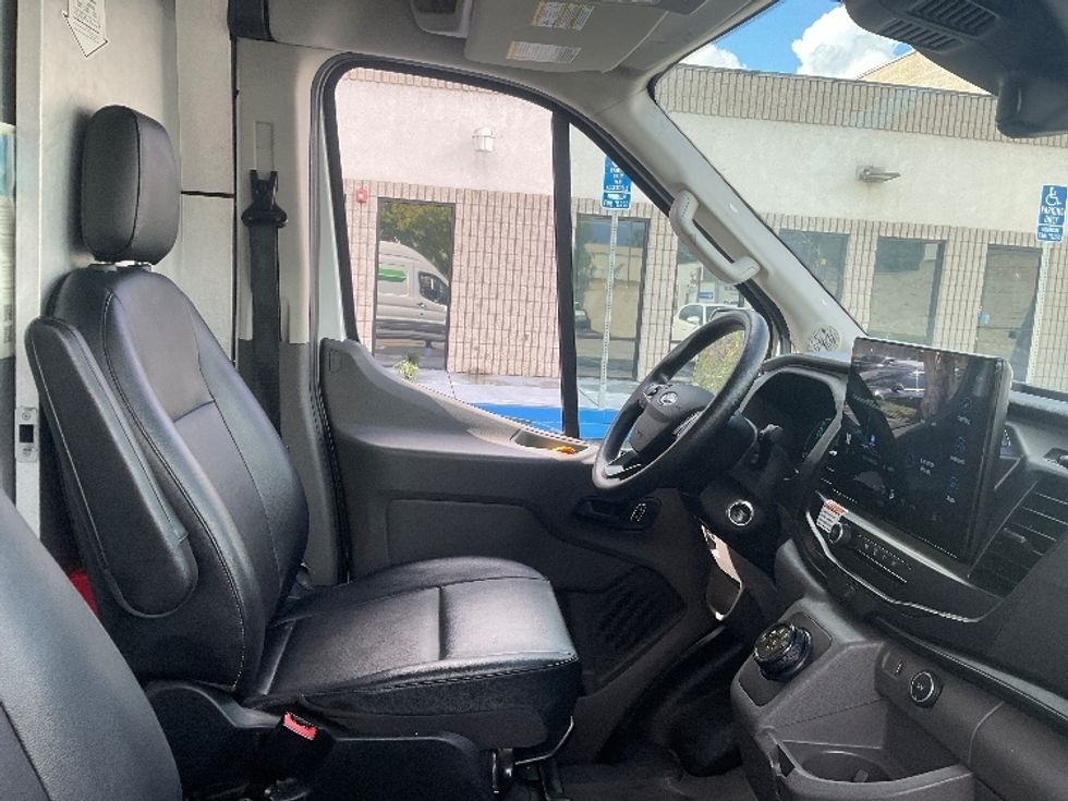 Cargo Van (Panel Van)-Alternative Fuel Trucks & Tractors-Ford-2022-TRAN350E-Torrance-CA-17,195\n\t\tmiles-$ 24,500 - Image 21