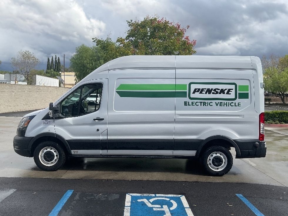 Cargo Van (Panel Van)-Alternative Fuel Trucks & Tractors-Ford-2022-TRAN350E-Torrance-CA-17,195\n\t\tmiles-$ 24,500 - Image 4