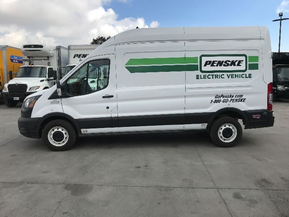 Cargo Van (Panel Van)-Alternative Fuel Trucks & Tractors-Ford-2022-TRAN350E-Torrance-CA-17,764\n\t\tmiles-$ 40,000 - Image 4