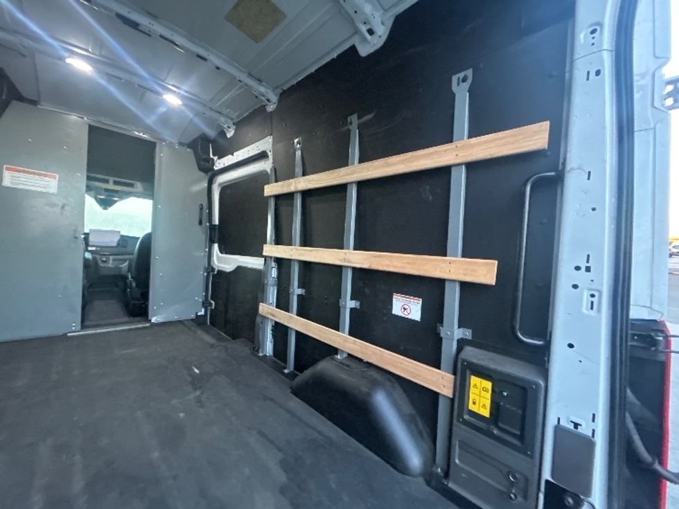 Cargo Van (Panel Van)-Alternative Fuel Trucks & Tractors-Ford-2022-TRAN350E-Torrance-CA-18,143\n\t\tmiles-$ 27,000 - Image 12