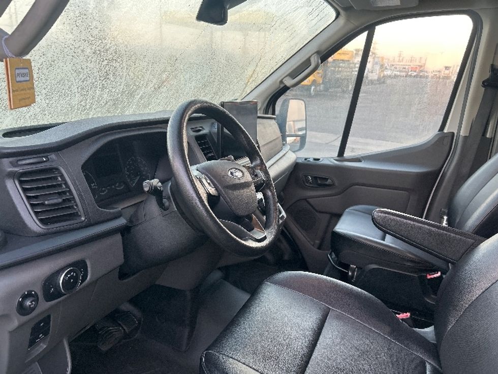 Cargo Van (Panel Van)-Alternative Fuel Trucks & Tractors-Ford-2022-TRAN350E-Torrance-CA-18,143\n\t\tmiles-$ 27,000 - Image 17