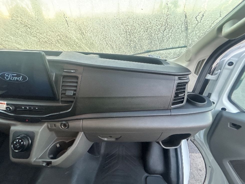 Cargo Van (Panel Van)-Alternative Fuel Trucks & Tractors-Ford-2022-TRAN350E-Torrance-CA-18,143\n\t\tmiles-$ 27,000 - Image 21