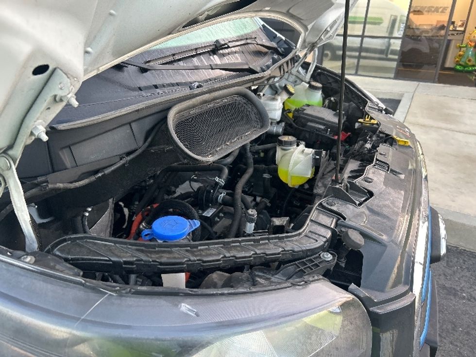 Cargo Van (Panel Van)-Alternative Fuel Trucks & Tractors-Ford-2022-TRAN350E-Torrance-CA-18,143\n\t\tmiles-$ 27,000 - Image 23