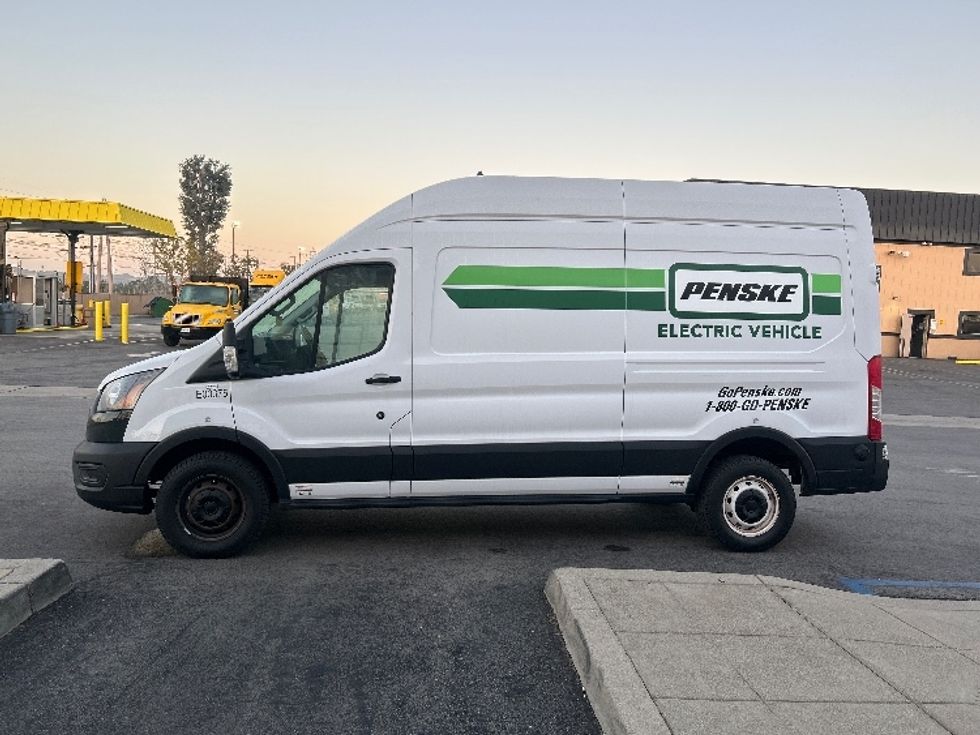 Cargo Van (Panel Van)-Alternative Fuel Trucks & Tractors-Ford-2022-TRAN350E-Torrance-CA-18,143\n\t\tmiles-$ 27,000 - Image 4