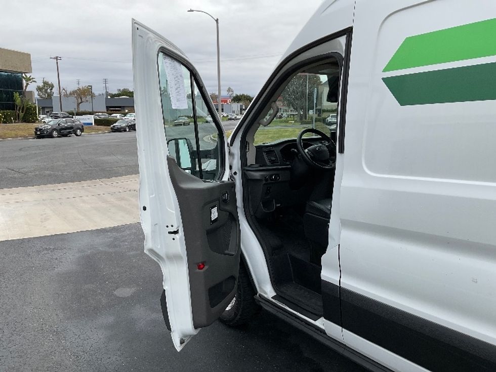 Cargo Van (Panel Van)-Alternative Fuel Trucks & Tractors-Ford-2022-TRAN350E-Torrance-CA-19,035\n\t\tmiles-$ 40,000 - Image 15