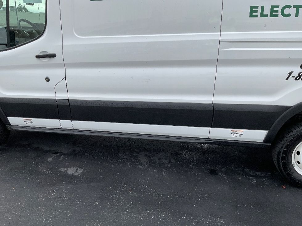 Cargo Van (Panel Van)-Alternative Fuel Trucks & Tractors-Ford-2022-TRAN350E-Torrance-CA-19,035\n\t\tmiles-$ 40,000 - Image 5