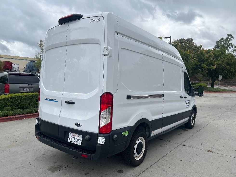 Cargo Van (Panel Van)-Alternative Fuel Trucks & Tractors-Ford-2022-TRAN350E-Torrance-CA-19,950\n\t\tmiles-$ 27,000 - Image 12