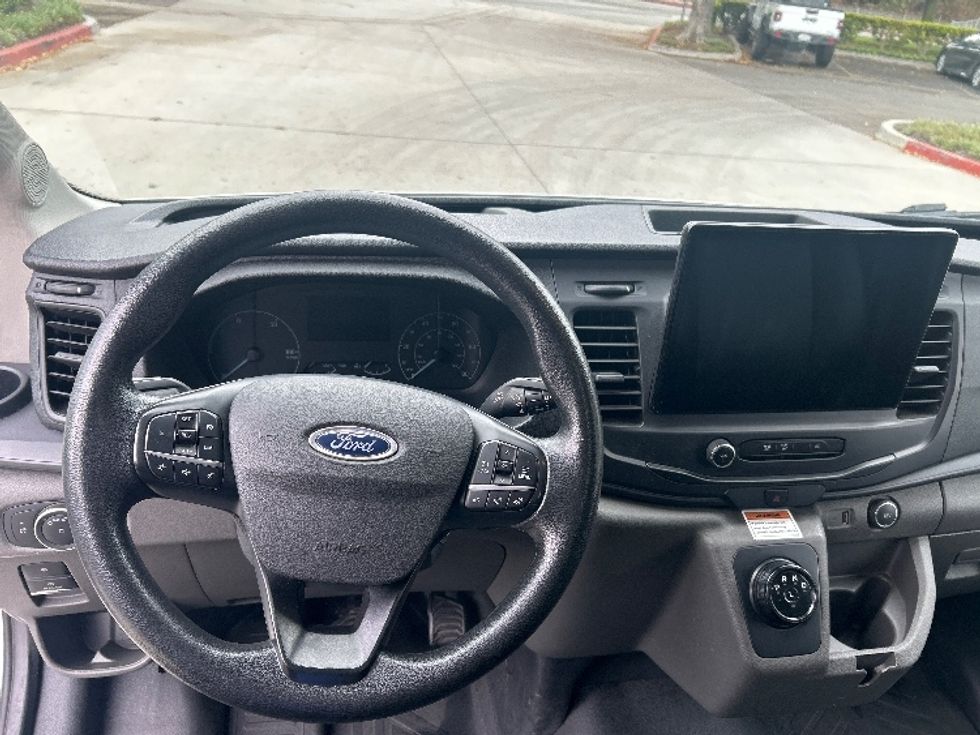 Cargo Van (Panel Van)-Alternative Fuel Trucks & Tractors-Ford-2022-TRAN350E-Torrance-CA-19,950\n\t\tmiles-$ 27,000 - Image 17