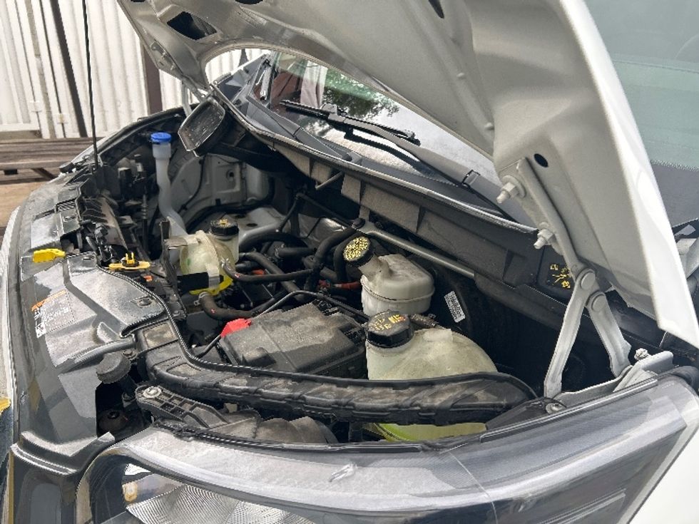 Cargo Van (Panel Van)-Alternative Fuel Trucks & Tractors-Ford-2022-TRAN350E-Torrance-CA-19,950\n\t\tmiles-$ 27,000 - Image 23