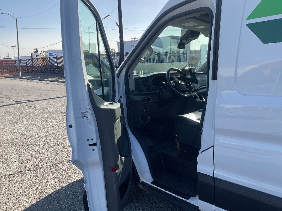 Cargo Van (Panel Van)-Alternative Fuel Trucks & Tractors-Ford-2022-TRAN350E-Torrance-CA-20,354\n\t\tmiles-$ 34,000 - Image 16