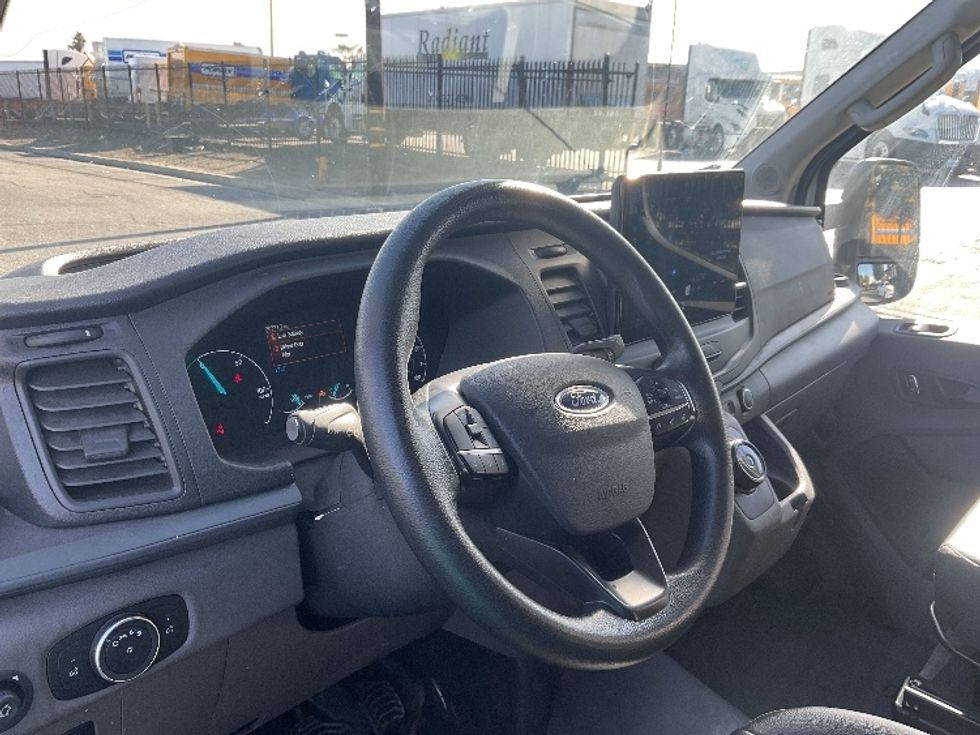 Cargo Van (Panel Van)-Alternative Fuel Trucks & Tractors-Ford-2022-TRAN350E-Torrance-CA-20,354\n\t\tmiles-$ 34,000 - Image 17