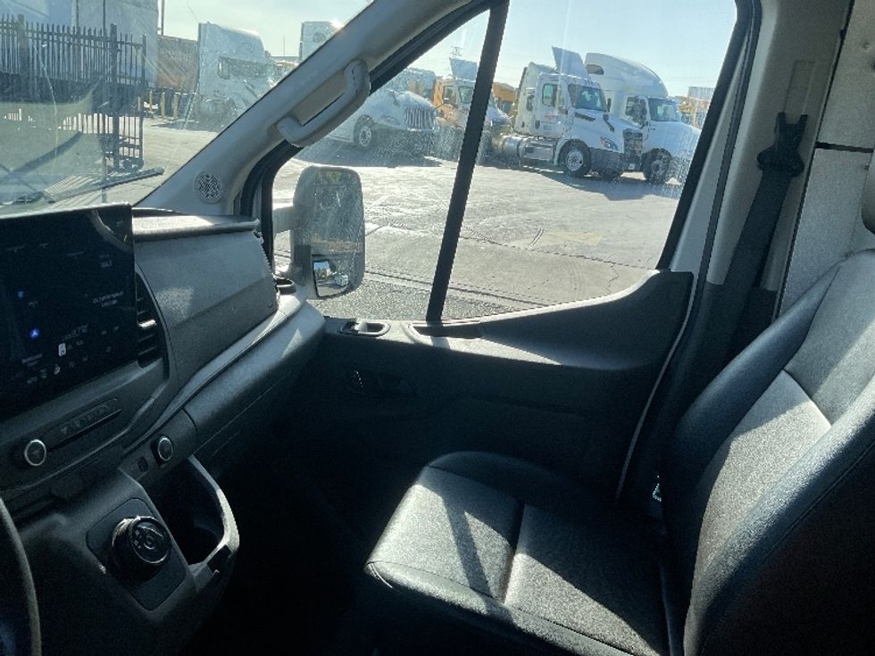 Cargo Van (Panel Van)-Alternative Fuel Trucks & Tractors-Ford-2022-TRAN350E-Torrance-CA-20,354\n\t\tmiles-$ 34,000 - Image 19